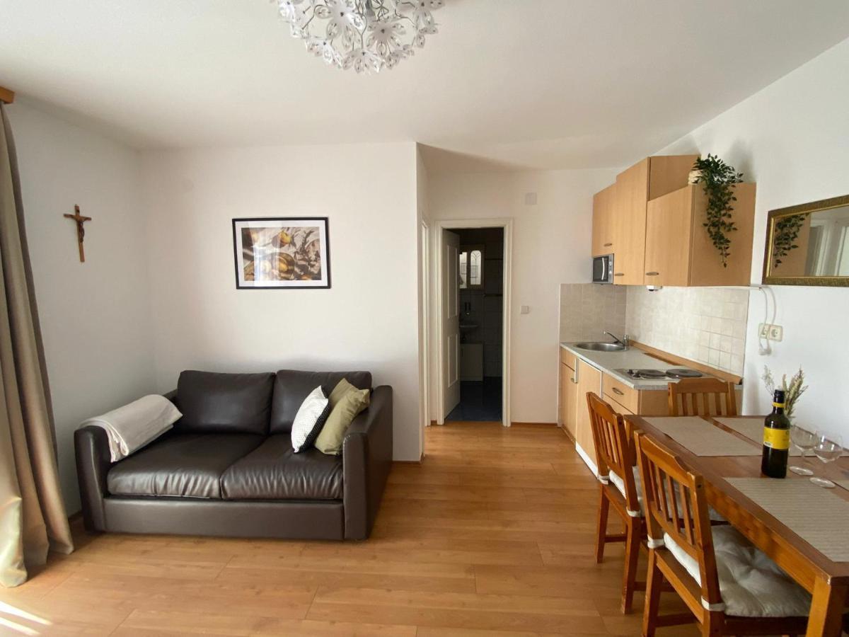 Apartments Dubravka Medulin Eksteriør billede