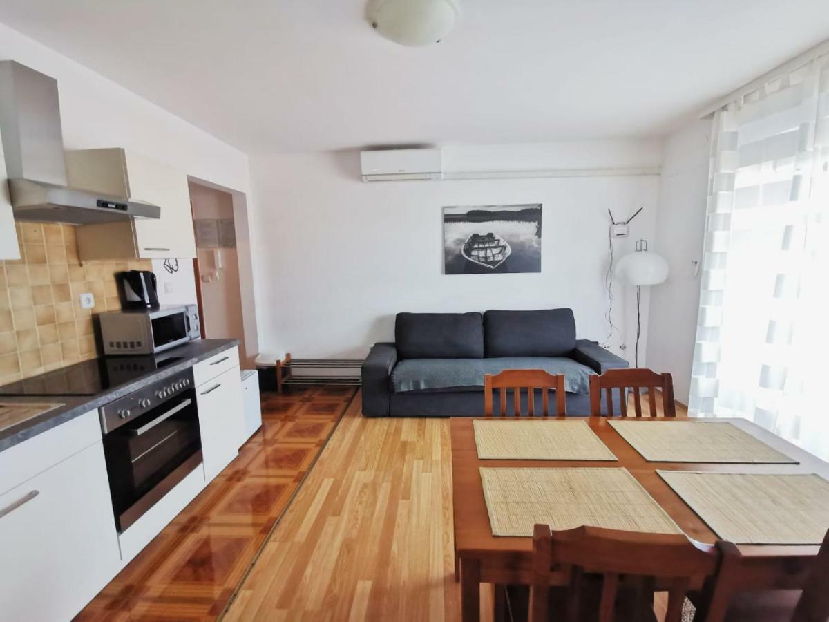 Apartments Dubravka Medulin Eksteriør billede
